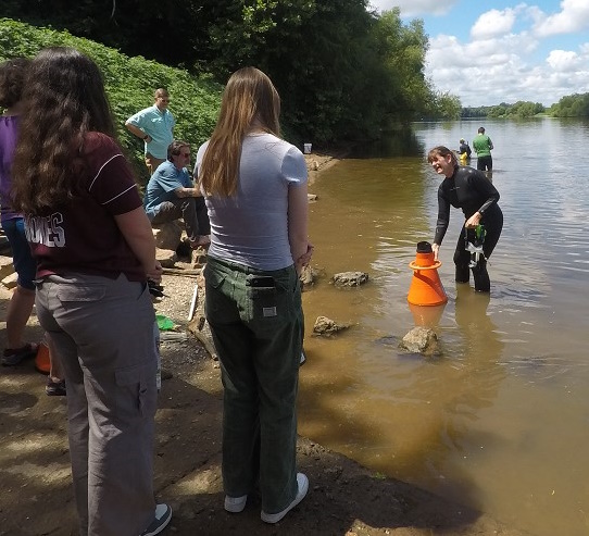 Mussel Sampling in James River, VA